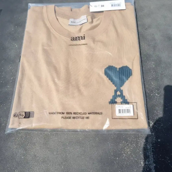 [BUNJANG] AMI Big Logo T-Shirt Beige / 아미 빅로고 반팔티