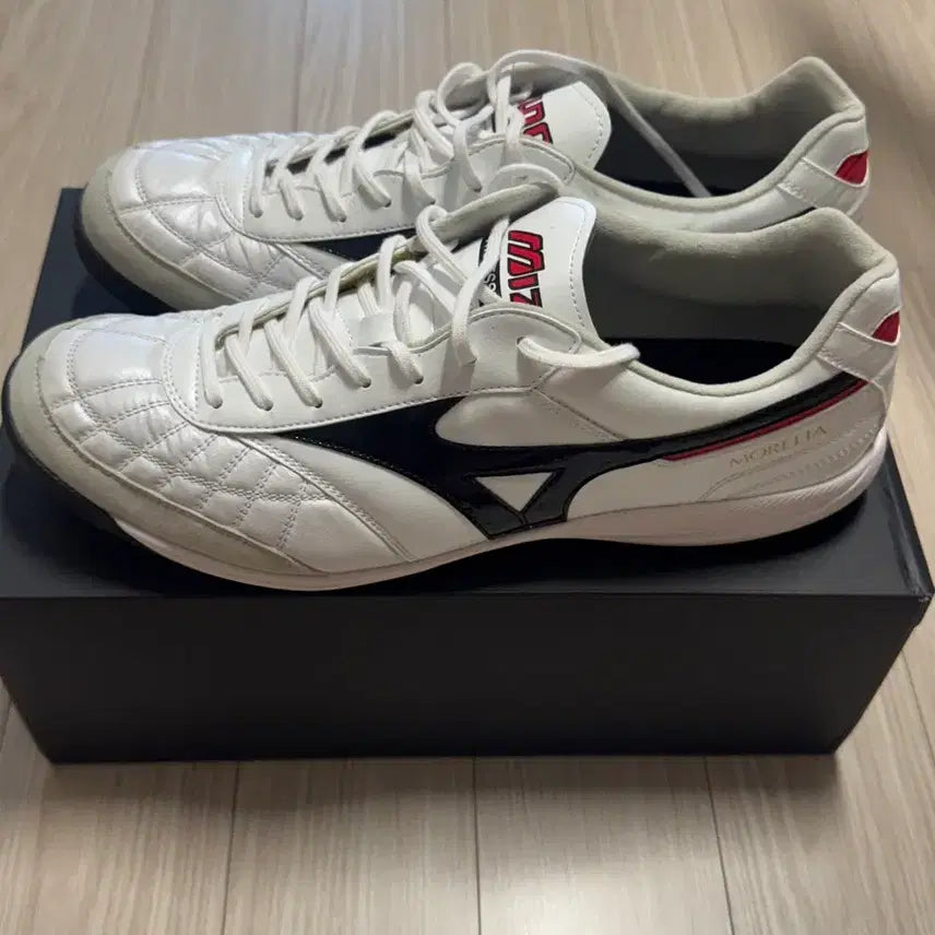 [BUNJANG] Mizuno Morelia Sala Japan TF 280 Soccer Cleats / [280]미즈노 모렐리아 살라 재팬 tf