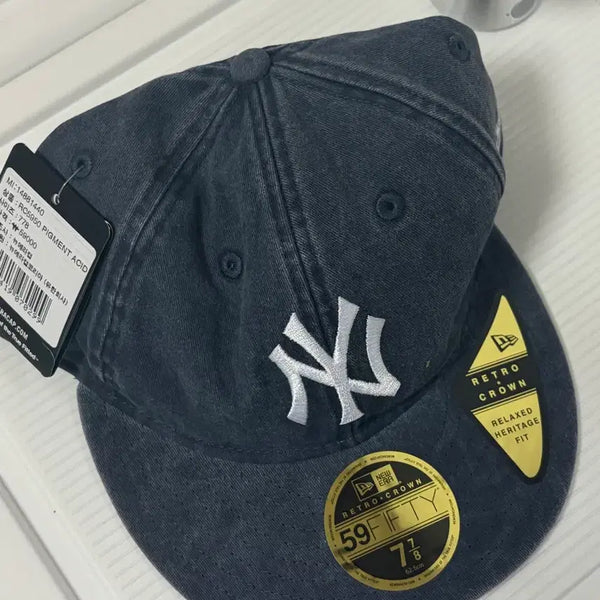 [BUNJANG] MLB New York Yankees Pigment Acid Washing Retro Crown Fitted Cap Navy / MLB 뉴욕 양키스 피그먼트 애시드 워싱 레트로 크라운 피티드캡 네이비