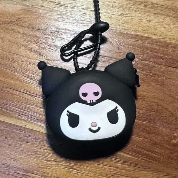 [BUNJANG] Kuromi Silicone Pouch / 쿠로미 실리콘 파우치