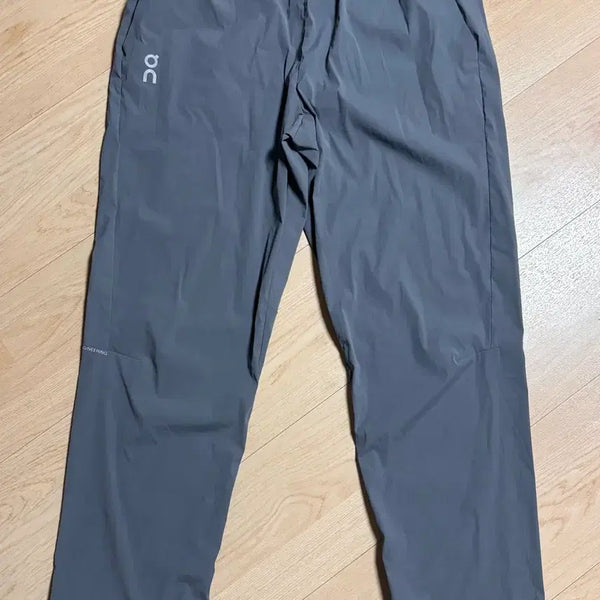 [BUNJANG] On Running Track Pants Grey / 온 러닝 트랙 팬츠