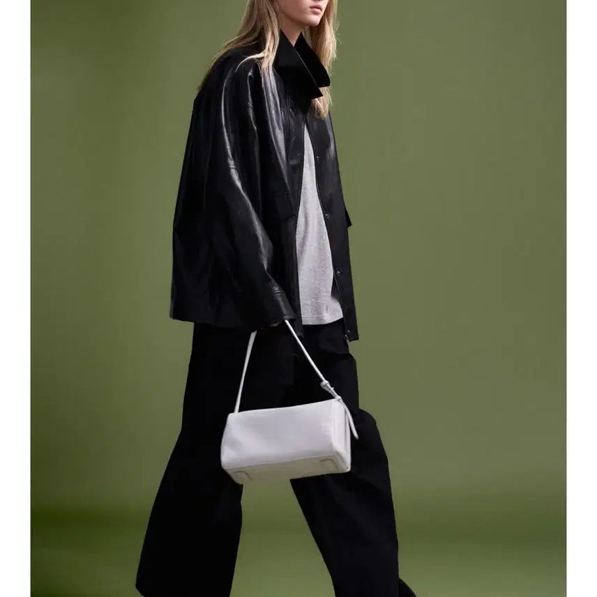 [BUNJANG] Facadepattern Cabin Bag Medium White / 파사드패턴 캐빈백 미디엄 화이트