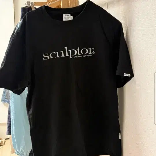[BUNJANG] Sculptor Black Short Sleeve T-Shirt - Size M / 스컬프터 블랙반팔티. M