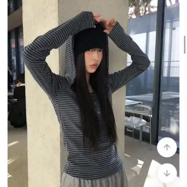 [BUNJANG] Avely Button Hoodie T-Shirt / 에이블리 후드 버튼 티셔츠