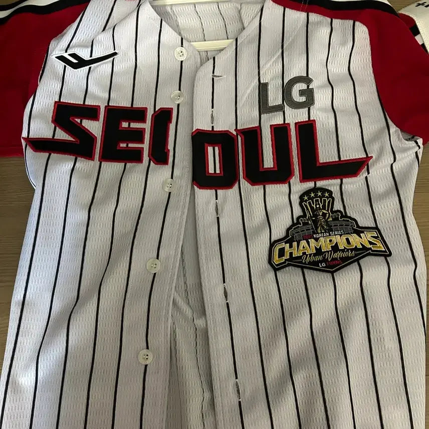 [BUNJANG] LG Twins 26 Authentic Seoul Baseball Uniform (Size 90) / 엘지트윈스 26어센틱 서울유니폼 90 미착용 새상품 판매합니다