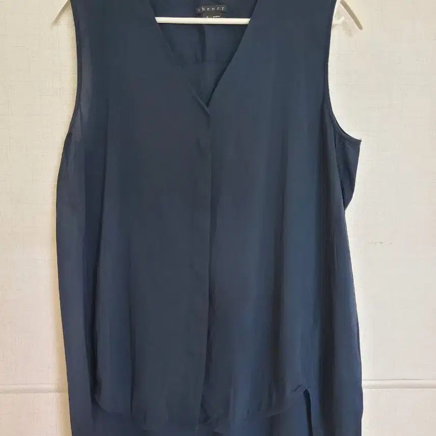 [BUNJANG] Theory Navy V-Neck Vest Blouse S/P / [Theory]베스트 블라우스 S/p사이즈