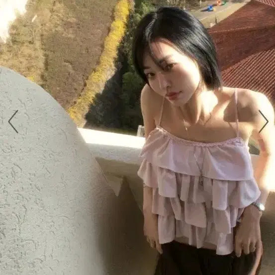 [BUNJANG] Pale Jade Frilly Sleeveless Top Pink / 페일제이드 프릴 슬리브리스 Frilly Sleeveless 핑크