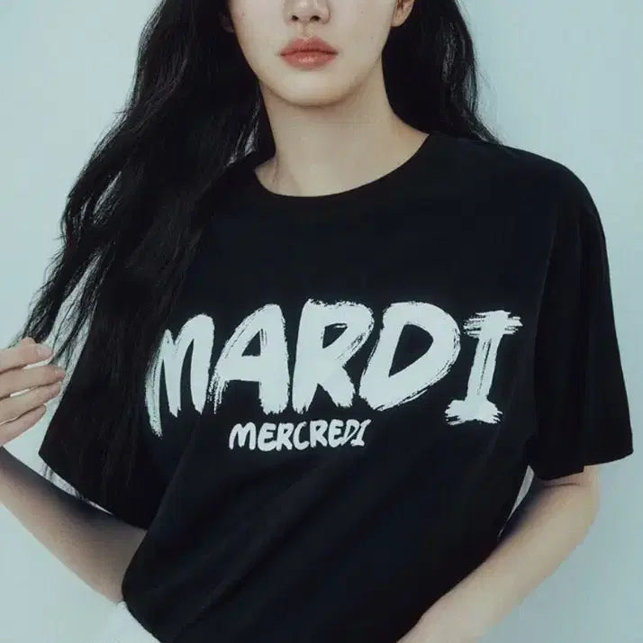 [BUNJANG] Mardi Mercredi Brush Logo T-Shirt / 마르디메크르디 브러쉬로고 티셔츠