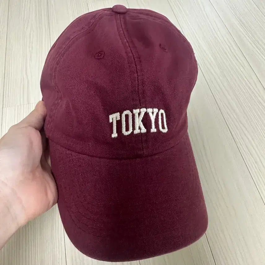 [BUNJANG] Brandy Melville Tokyo Cap / 브랜디멜빌 도쿄 모자