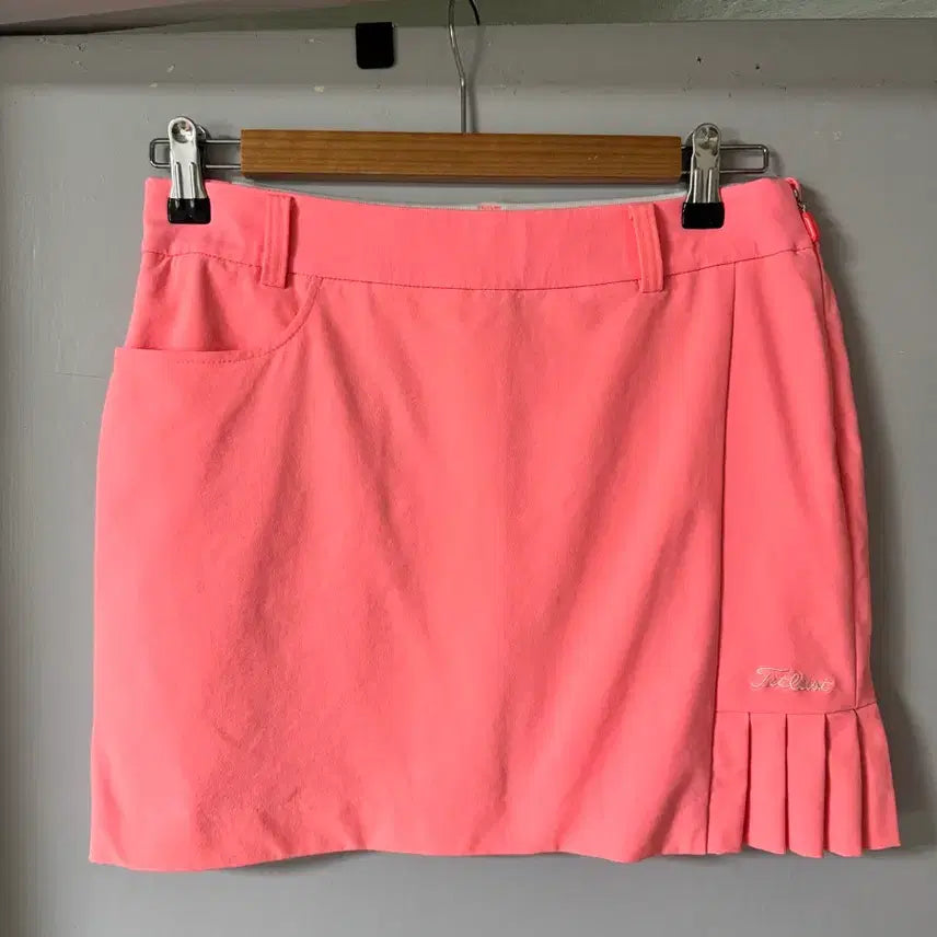 [BUNJANG] Titleist Golf Skirt - Coral - Size 70 / 타이틀리스트치마 (정품)(70)(성ㅣ상태깨끗)(예뻐요)(급처₩