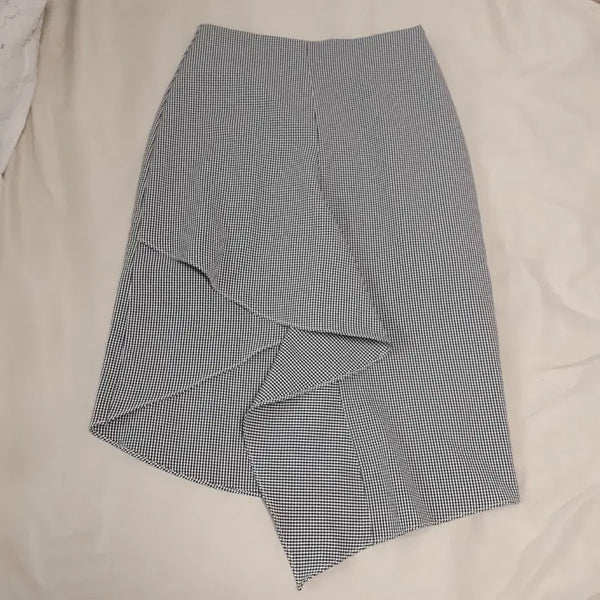 [BUNJANG] ELROI PENIEL Check Asymmetric Skirt / ELROI PENIEL 체크 언발 스커트