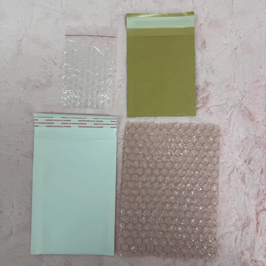 [BUNJANG] Air Cap Envelopes Set (4 Designs, 12 Sheets) / [포장용품] 에어캡 봉투 4종 12장 세트