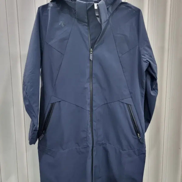 [BUNJANG] Descente Women's Navy Hooded Windbreaker Raincoat / 데상트 바람막이 우비 네이비 색상
