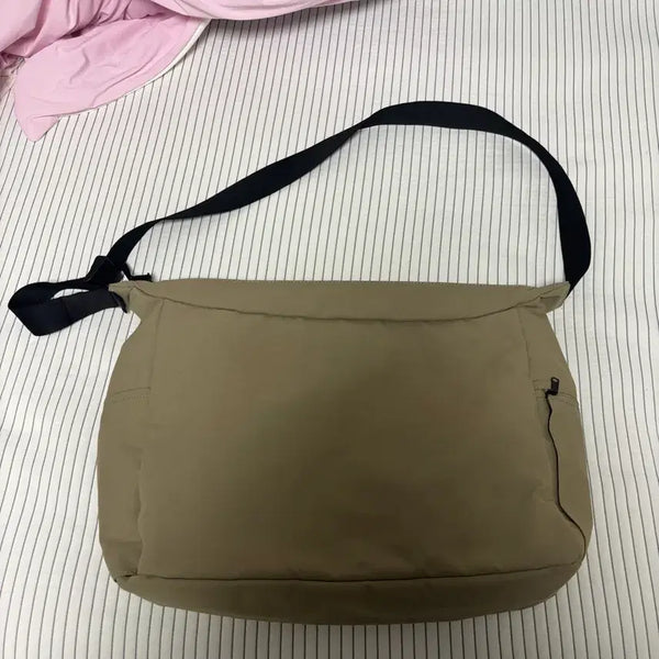 [BUNJANG] Large Capacity Crossbody Bag / (새상품)대용량 크로스백