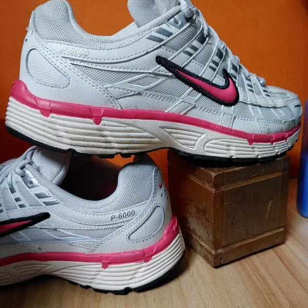 [BUNJANG] Nike P-6000 Women's Shoes (Size 240/235) / (거의새것)나이키 P-6000(표기240 추천사이즈235)