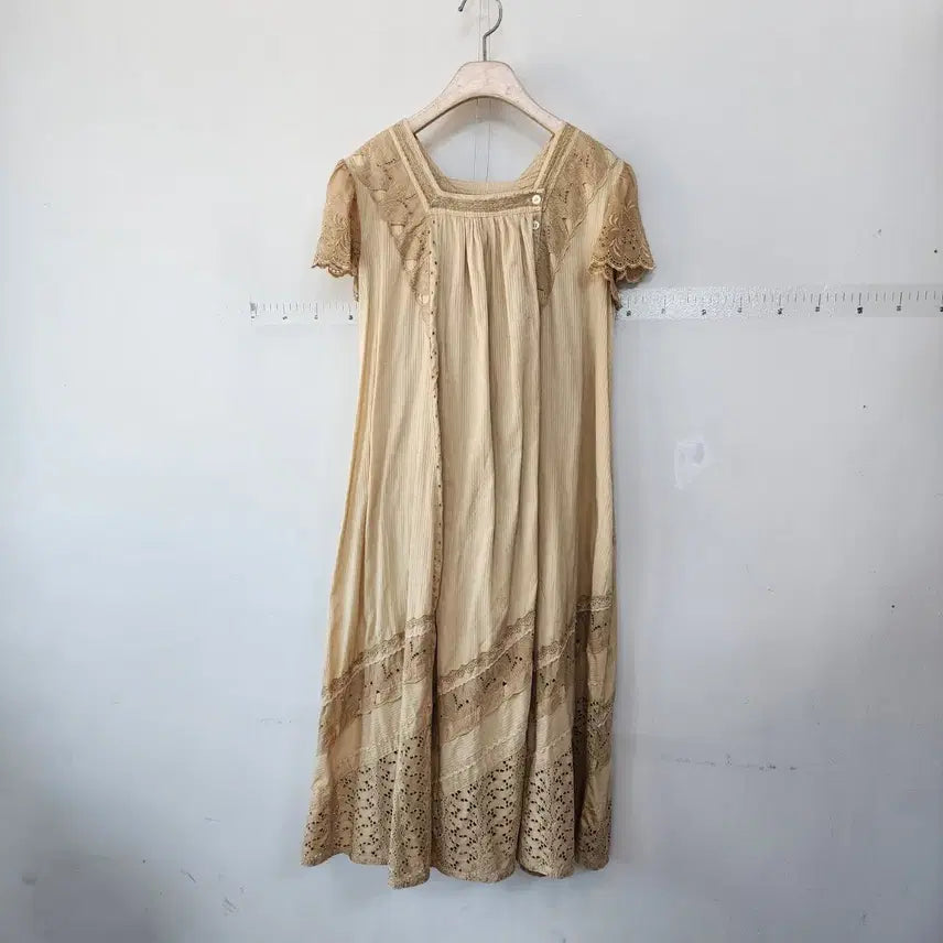 [BUNJANG] Imported Vintage Lace Dress / 수입 빈티지 레이스 원피스