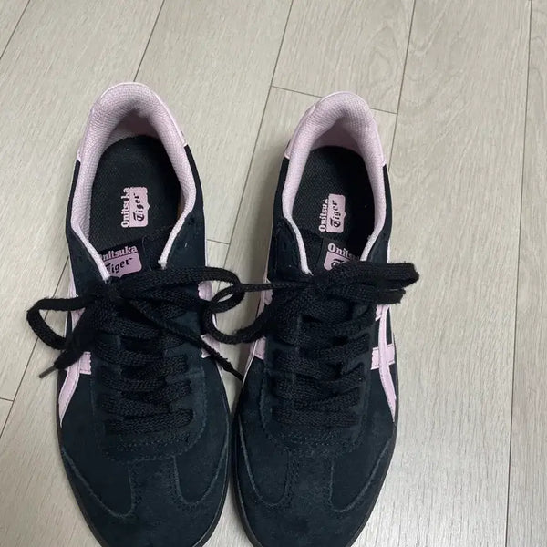 [BUNJANG] Onitsuka Tiger Tokuten Black Pink Shoes W240 / 오니즈카타이거 토쿠텐 W240 팝니다