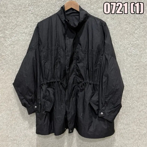 [BUNJANG] Black Windbreaker Jacket / 블랙 바람막이 자켓