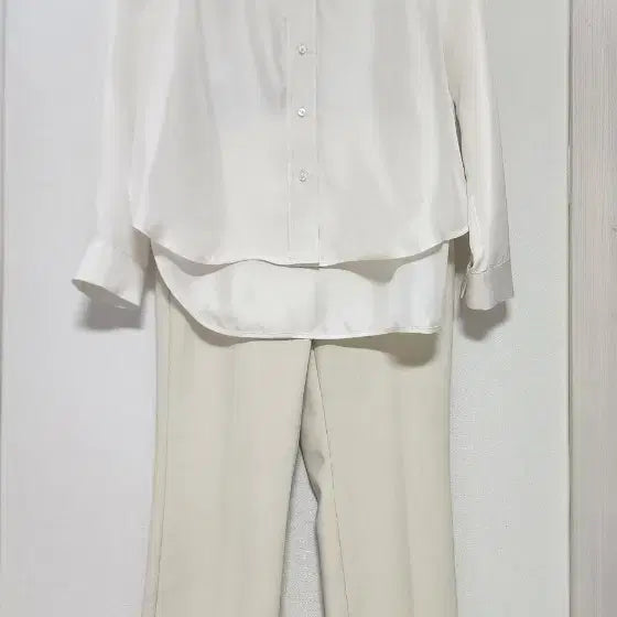 [BUNJANG] Maje Silk Frill Blouse Size 1 / 마쥬의 실크 프릴 블라우스 사이즈1