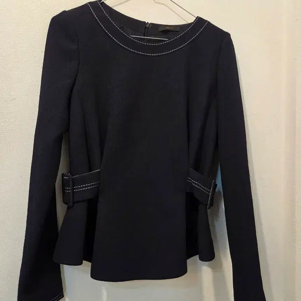 [BUNJANG] Jigott Navy Stitch Detail Blouse / 지고트 블라우스 네이비 가57