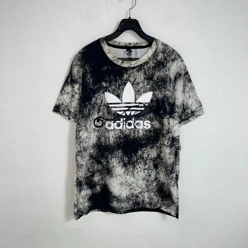[BUNJANG] Adidas Trefoil Chameleon T-Shirt / 아디다스 카멜레온 트레포일 반팔