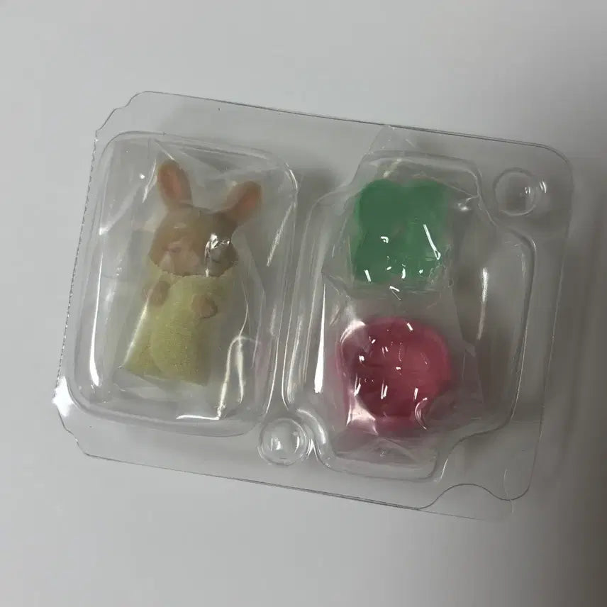 [BUNJANG] Sylvanian Families Baby Flower Garden Rabbit Secret / 실바니안 아기꽃밭 토끼 시크릿