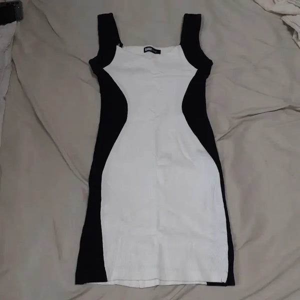 [BUNJANG] GANJI Black & White Line Point Ribbed Dress / GANJI 블랙&화이트 라인 포인트골지 원피스