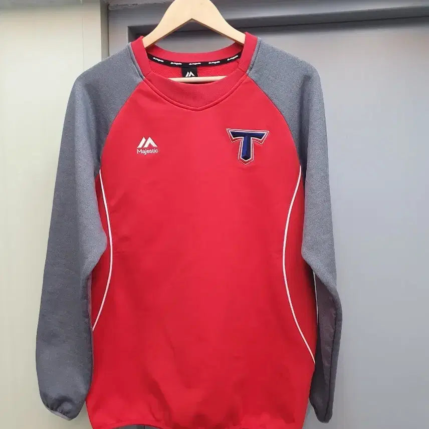 [BUNJANG] Majestic Kia Tigers Fleece Jacket Size 95 / 마제스틱 기아타이거즈 플리스 95