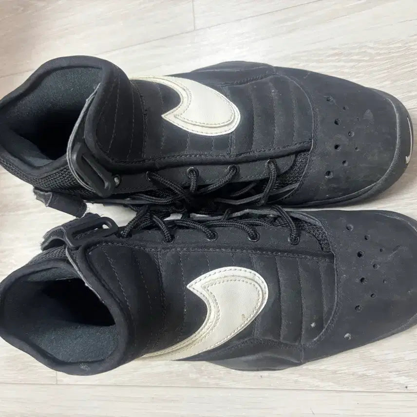 [BUNJANG] Nike Air Shake Ndestrukt 260mm Sneakers / 나이키 에어쉐이크 260
