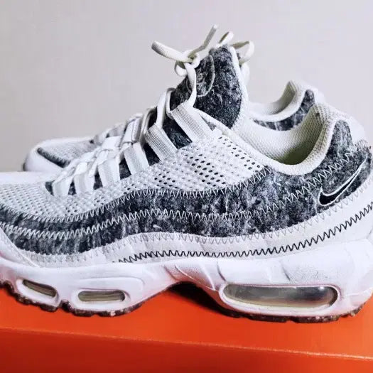 [BUNJANG] Nike Air Max 95 SE Grey / 나이키 에어맥스95 se그레이 230   /d  s46