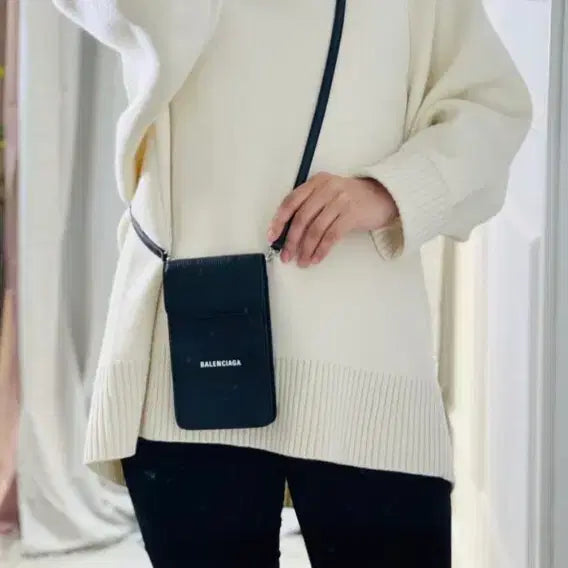 [BUNJANG] Balenciaga Black Leather Phone Holder Crossbody Bag / 발렌시아가 폰홀더백/크로스백 정품S급(감정O)