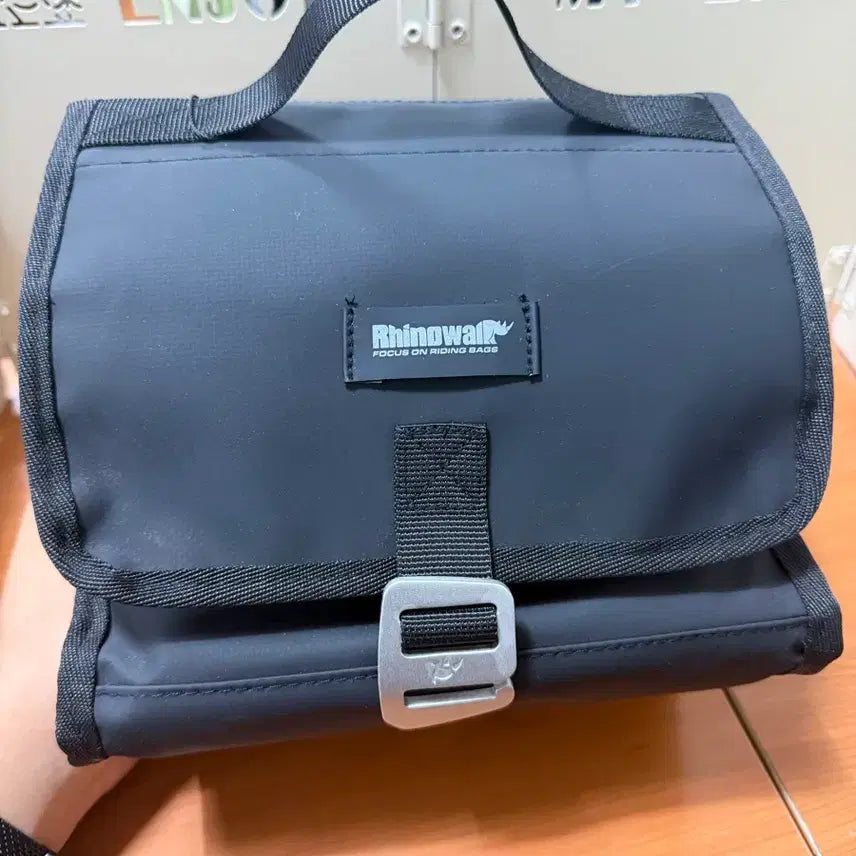 [BUNJANG] Rhinowalk Bicycle Bag Black / 라이노워크 자전거가방 블랙