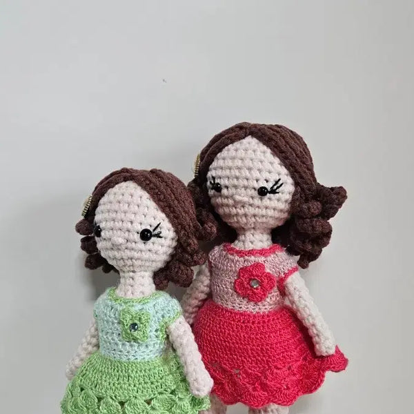 [BUNJANG] Hand-knitted Doll 'Lovely Sisters' Set (Keyring Compatible) / (키링활용가능) 손뜨개인형 '이렇게 사랑스러운 자매' 세트