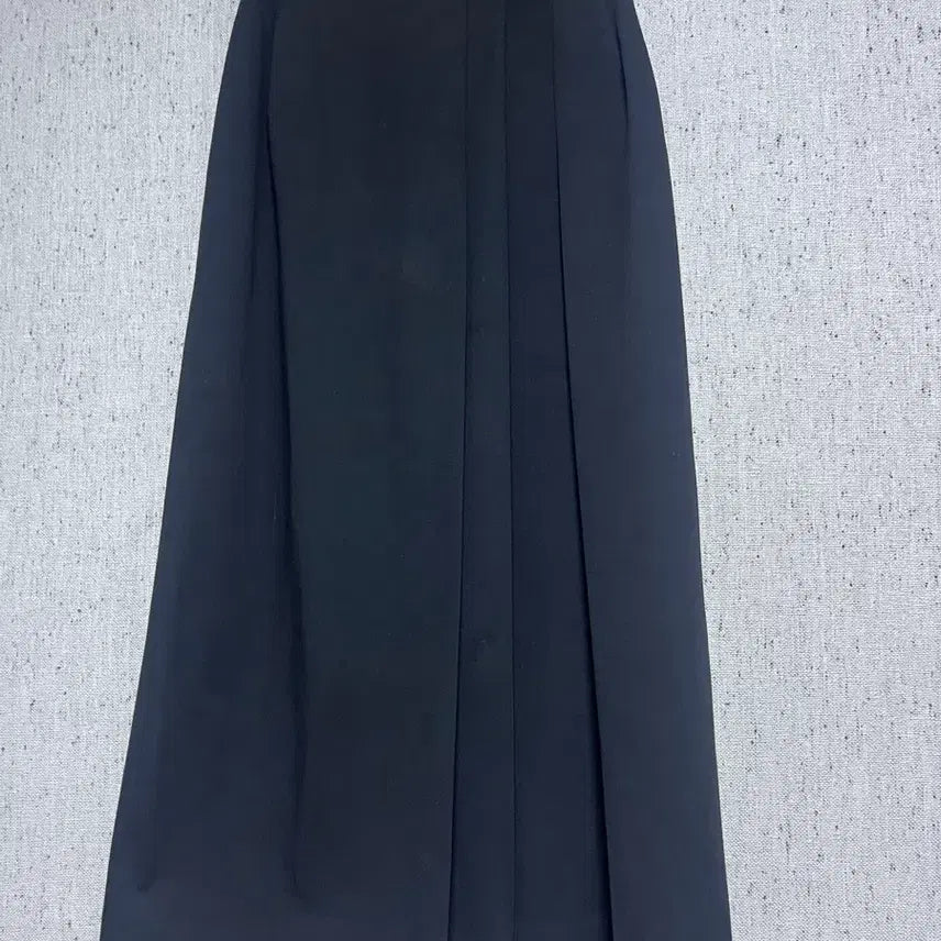 [BUNJANG] Uniqlo Pleated Midi Skirt / 유니클로 플리츠 미디스커트 프레피 데일리룩