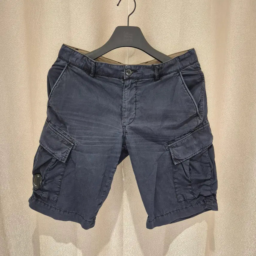 [BUNJANG] Stone Island Washed Cargo Shorts Navy Size 46 / (46)스톤아일랜드 워싱 카고 반바지 네이비