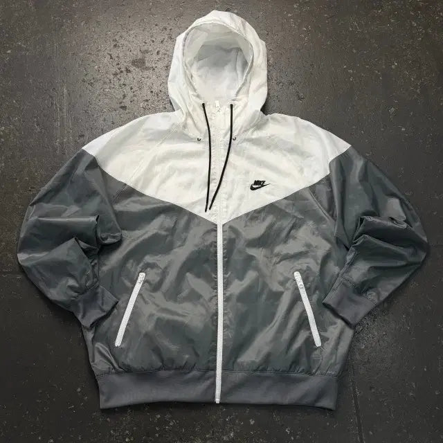 [BUNJANG] Nike Windrunner Jacket / 105 나이키 윈드러너 바람막이