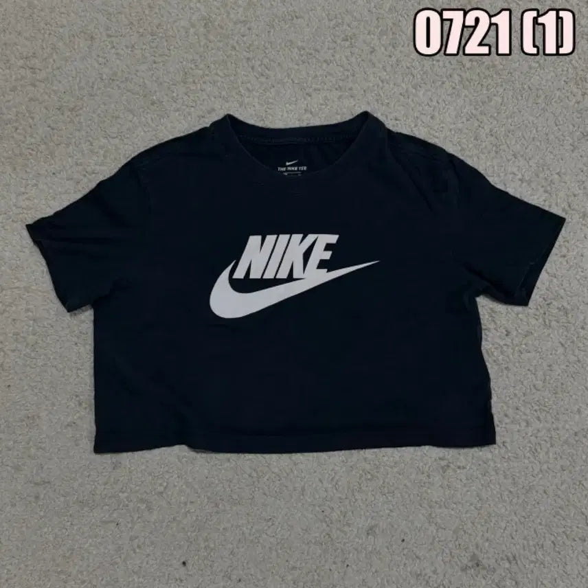 [BUNJANG] Nike Black Cropped T-Shirt / 나이키 크롭 반팔 티셔츠 블랙