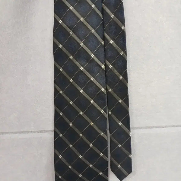[BUNJANG] Yves Saint Laurent Navy Check Necktie / *입생로랑 네이비 체크 넥타이