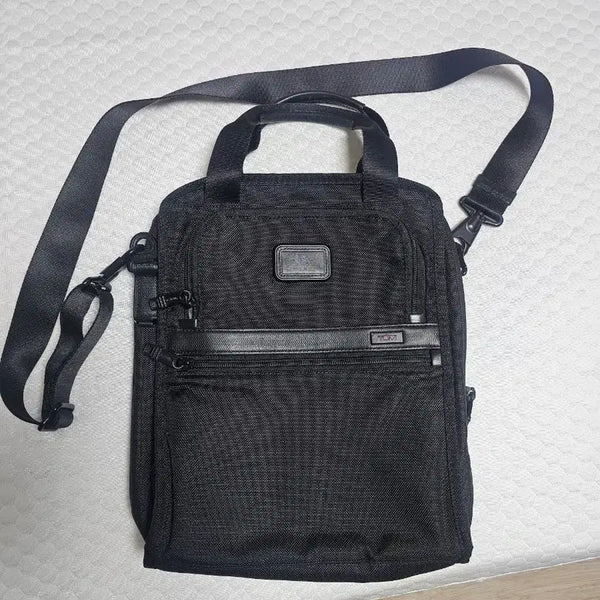 [BUNJANG] Tumi Alpha 3 Medium Travel Tote Bag / 투미 알파3 미디엄 트래블 토트백