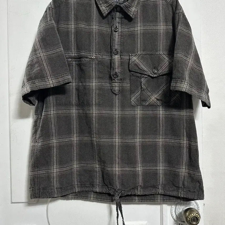 [BUNJANG] Prizmworks Envelope Pullover Half Shirt / 프리즘웍스 엔벨로프 풀오버 하프 셔츠