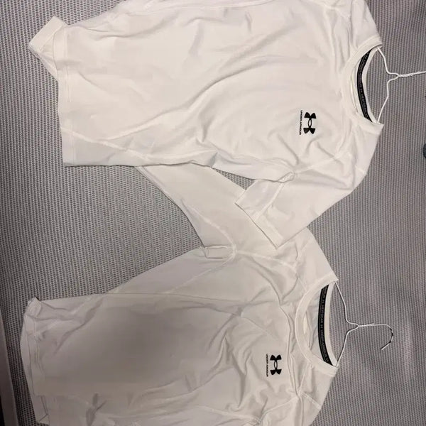 [BUNJANG] Under Armour HeatGear White M Set of 2 / 언더아머 히트기어 하얀색m 두개