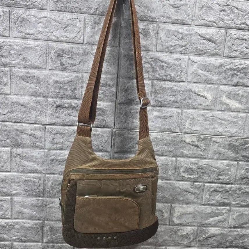 [BUNJANG] TUMI Tech Brown Crossbody Shoulder Bag / TUMI 테크 브라운 크로스백 숄더백 사이즈 30*30  상태양호