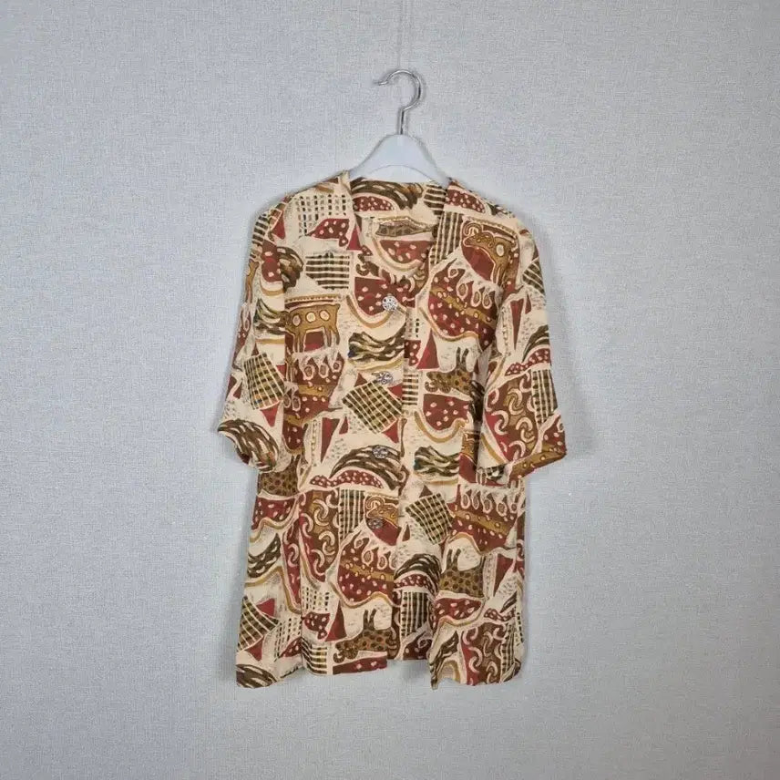 [BUNJANG] Round Neck Short Sleeve Jacket with Metal Button Embellishment / (#77추천)화려한 라운드넥 메탈단추장식 반팔 자켓