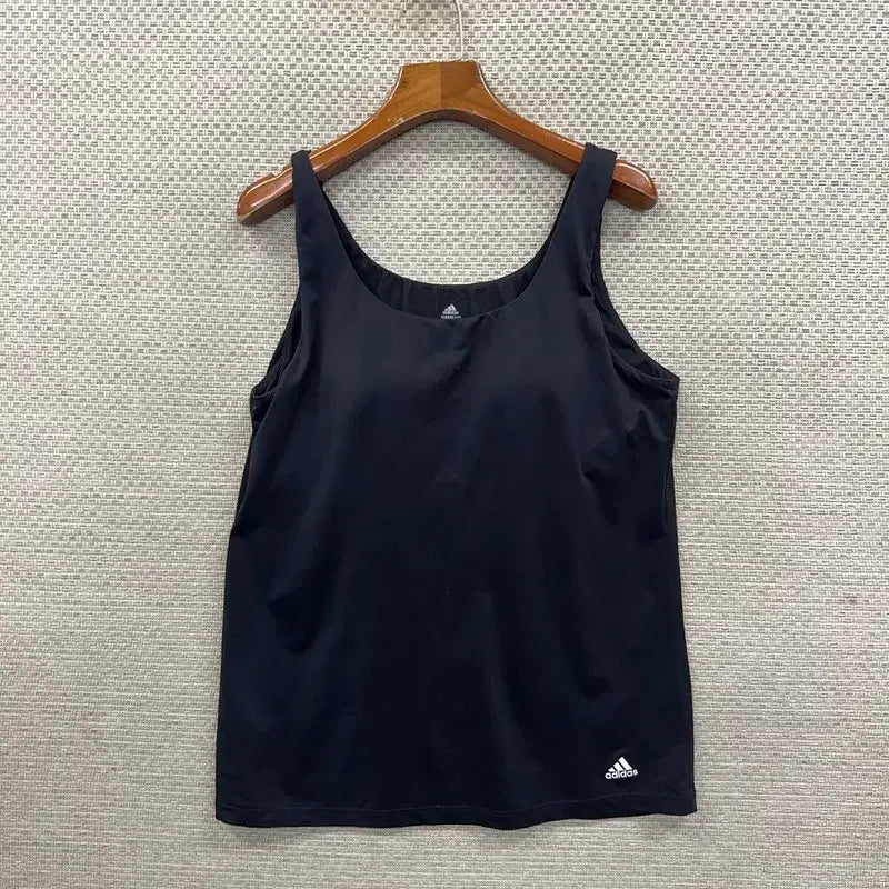 [BUNJANG] Adidas Training Sports Bra Sleeveless Top D09330 / 아디다스 트레이닝 브라탑 민소매티 105 D09330