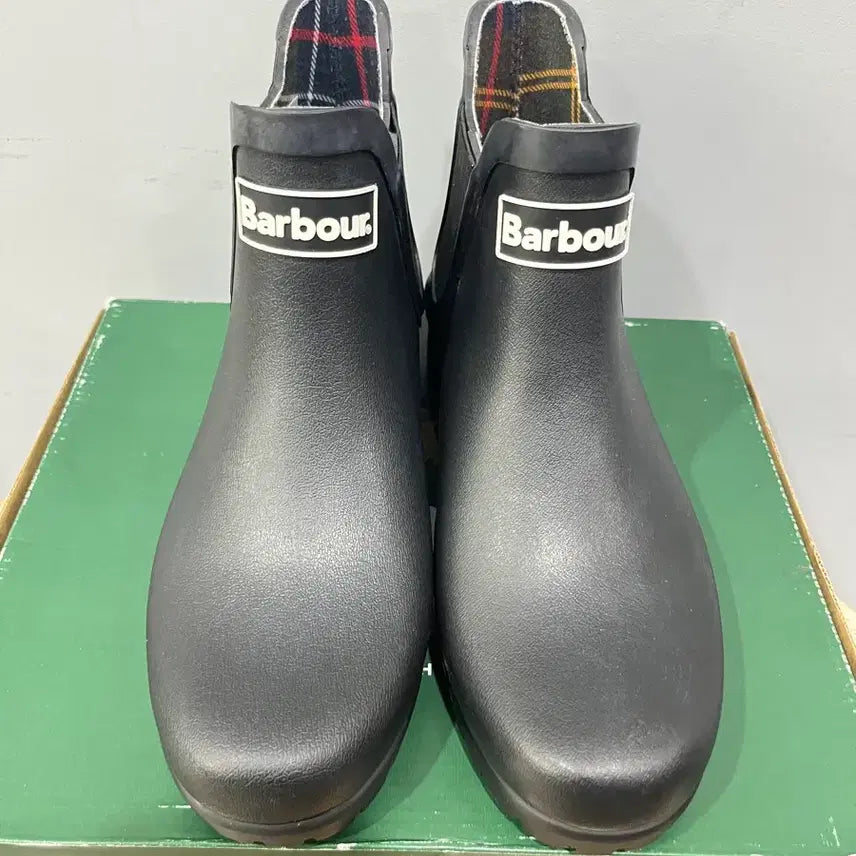 [BUNJANG] Barbour Rain Boots UK 5 Black / [박스채 새상품/최종가격] 바버 레인부츠 UK5 블랙