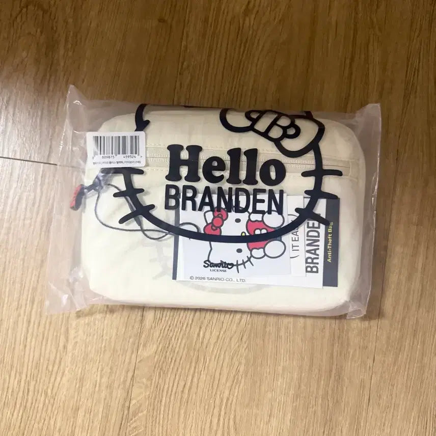 [BUNJANG] Brandon x Hello Kitty Wallet Bag Ivory (Sealed) / 브랜든 헬로키티 월렛백 아이보리 미개봉 새제품