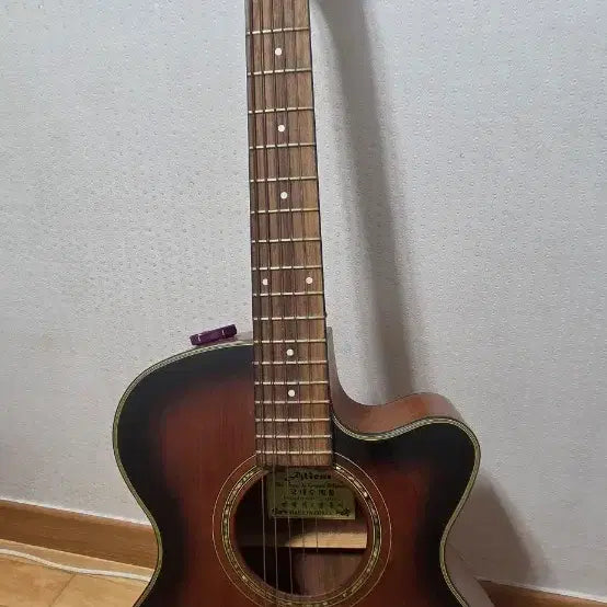 [BUNJANG] Jeong Heung Sik Handmade Guitar / 정흥식 수제 기타