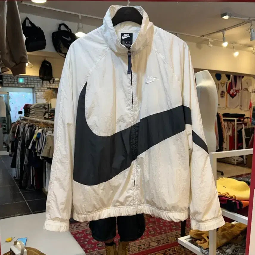 [BUNJANG] Nike NSW Big Swoosh Woven Jacket M / 나이키 NSW 빅 스우시 우븐 재킷 M