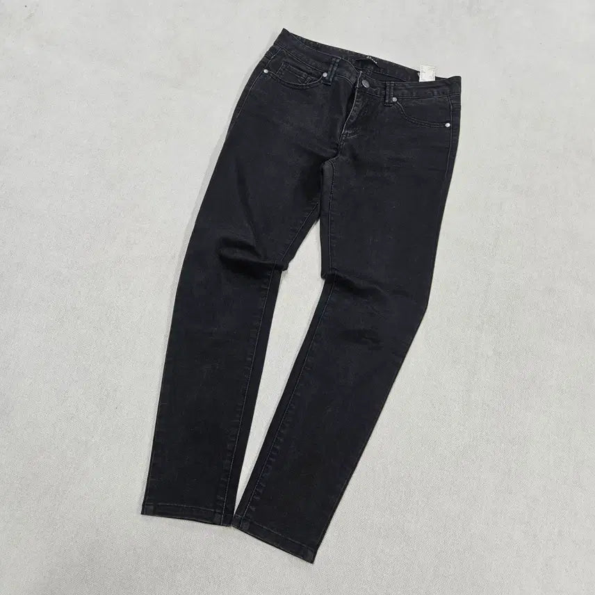 [BUNJANG] Guess Women's Black Skinny Jeans (27) / 27 게스 여성 블랙 스키니진 0721Y