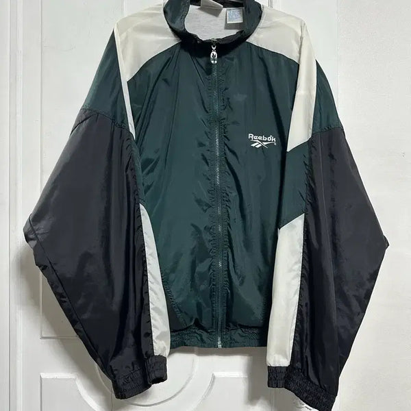 [BUNJANG] Reebok Old School Windbreaker Jacket / 리복 올드스쿨 바람막이